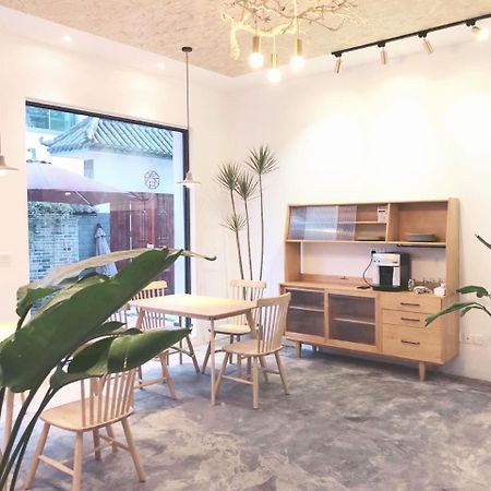 Spring Breeze Boutique Guest House Вуян Екстериор снимка